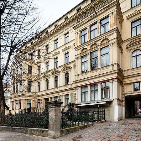 Kalnina Quiet Apartment In City Center Рига Екстериор снимка
