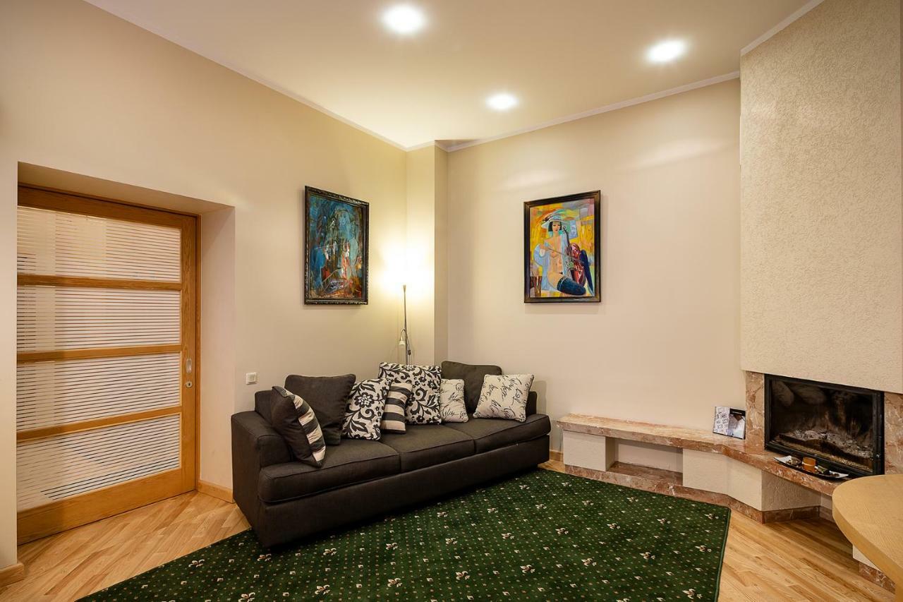 Kalnina Quiet Apartment In City Center Рига Екстериор снимка